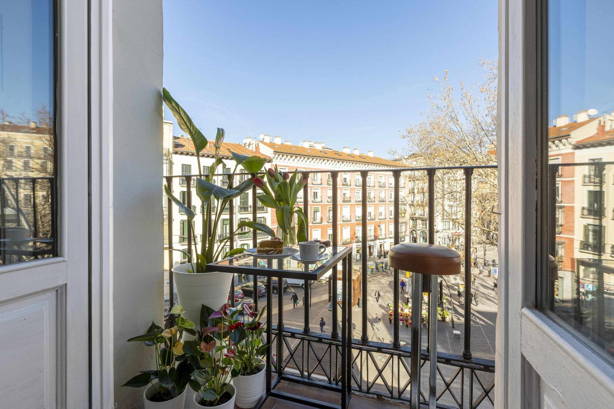 Sol Y Tirso Rooms Madrid Exterior foto
