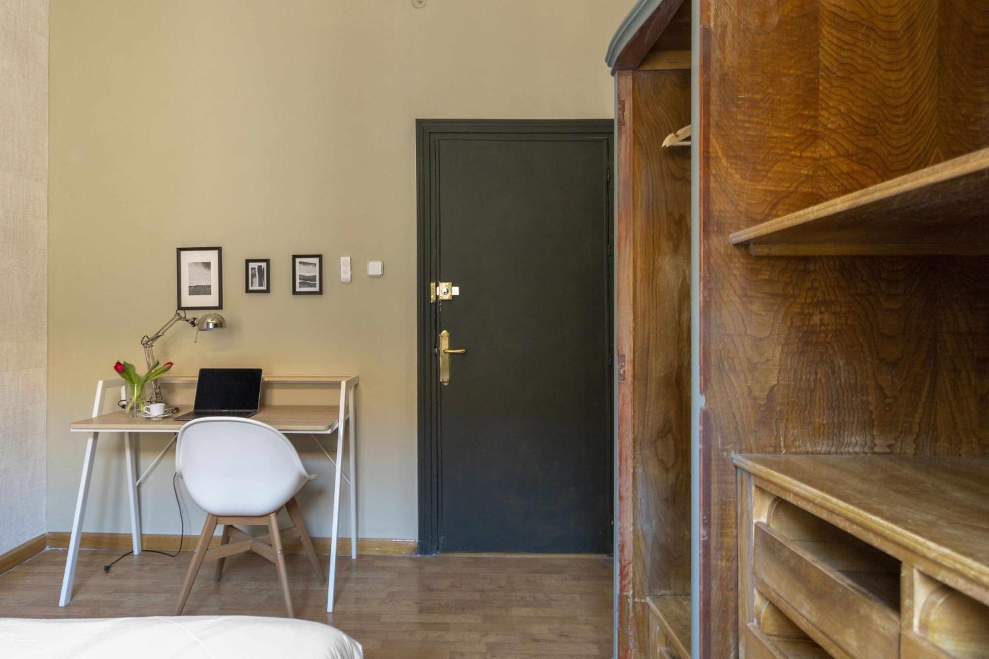 Sol Y Tirso Rooms Madrid Exterior foto