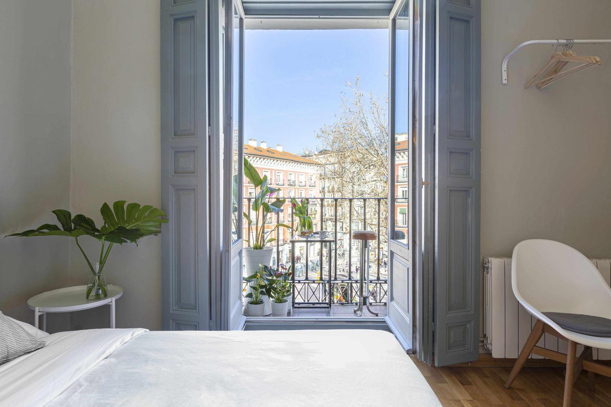 Sol Y Tirso Rooms Madrid Exterior foto